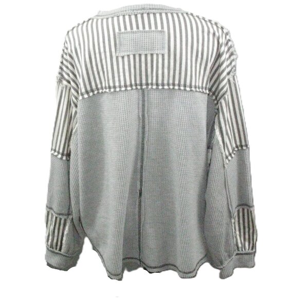 POL Gray Striped Crochet Detail Thermal Long Sleeve Top Size Small - Picture 3 of 5